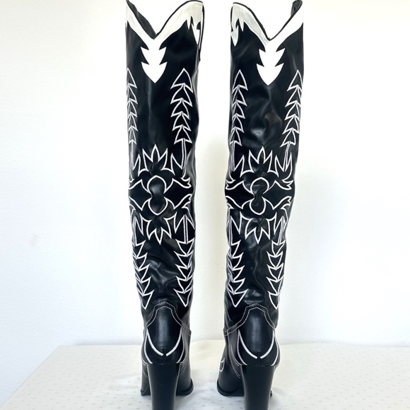 SHEIN Monochrome Over the Knee Boots - Picture 4 of 11